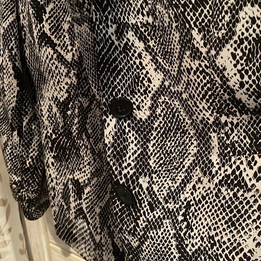 Express Collection Python Print Blazer - image 2